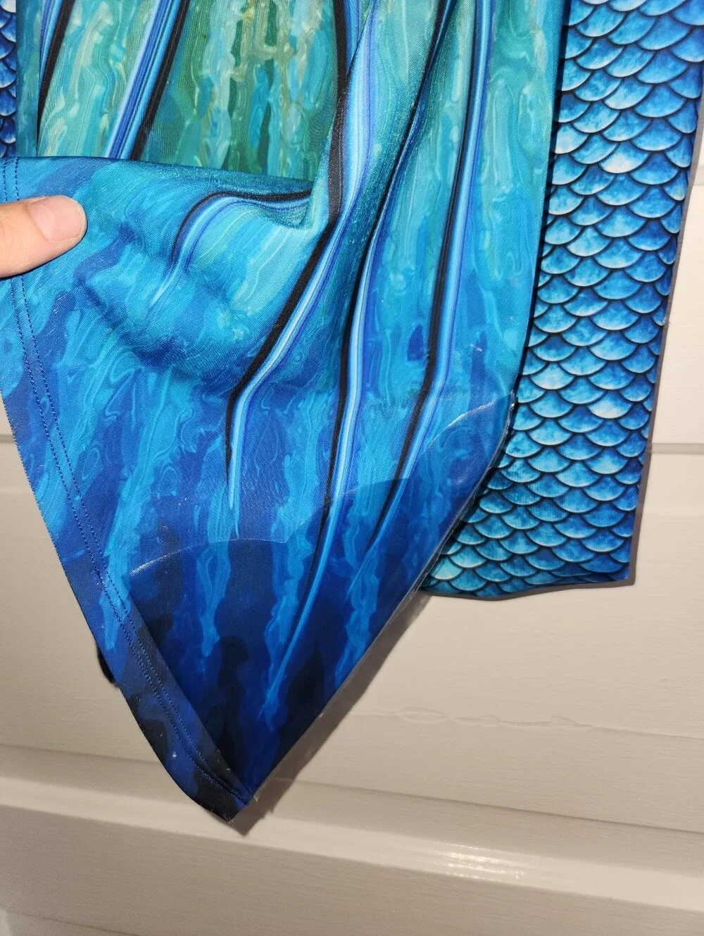Sun Tails Blue Lagoon Mermaid Tail Girls Size 7-11 Swimming Swimsuit Cost